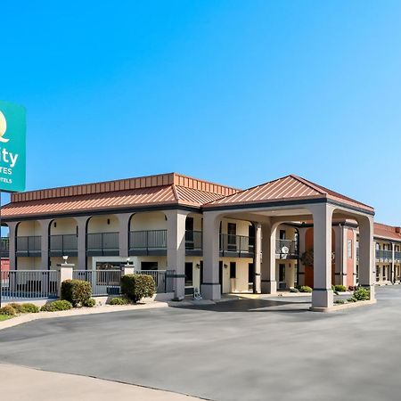Quality Inn & Suites Dumas Екстериор снимка
