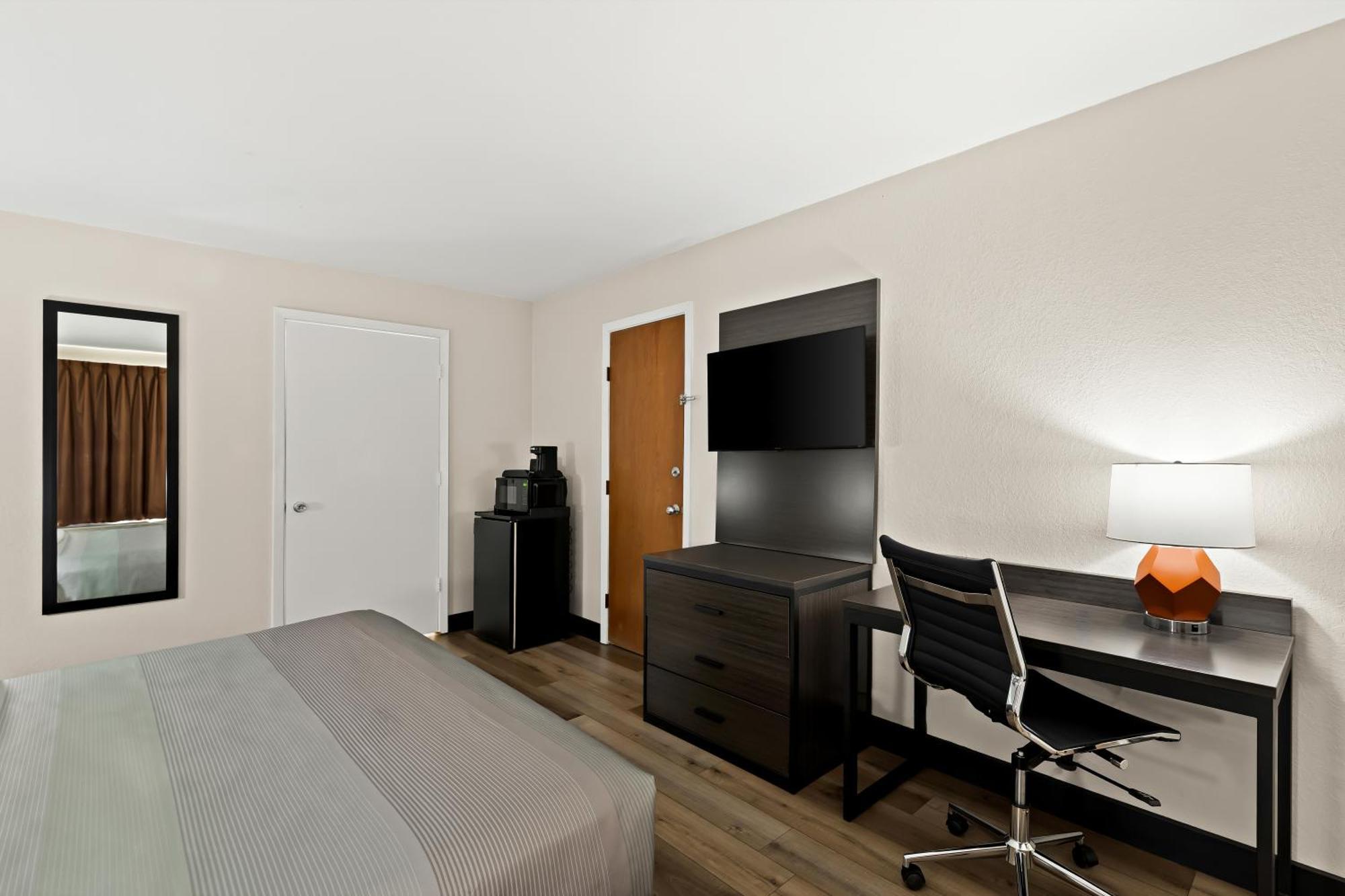 Quality Inn & Suites Dumas Екстериор снимка