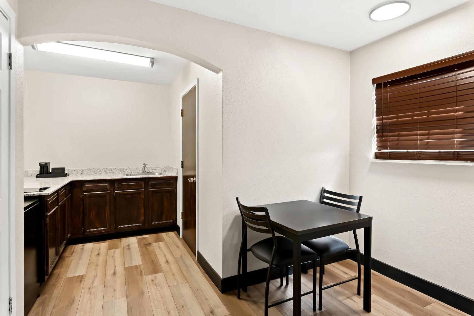 Quality Inn & Suites Dumas Екстериор снимка