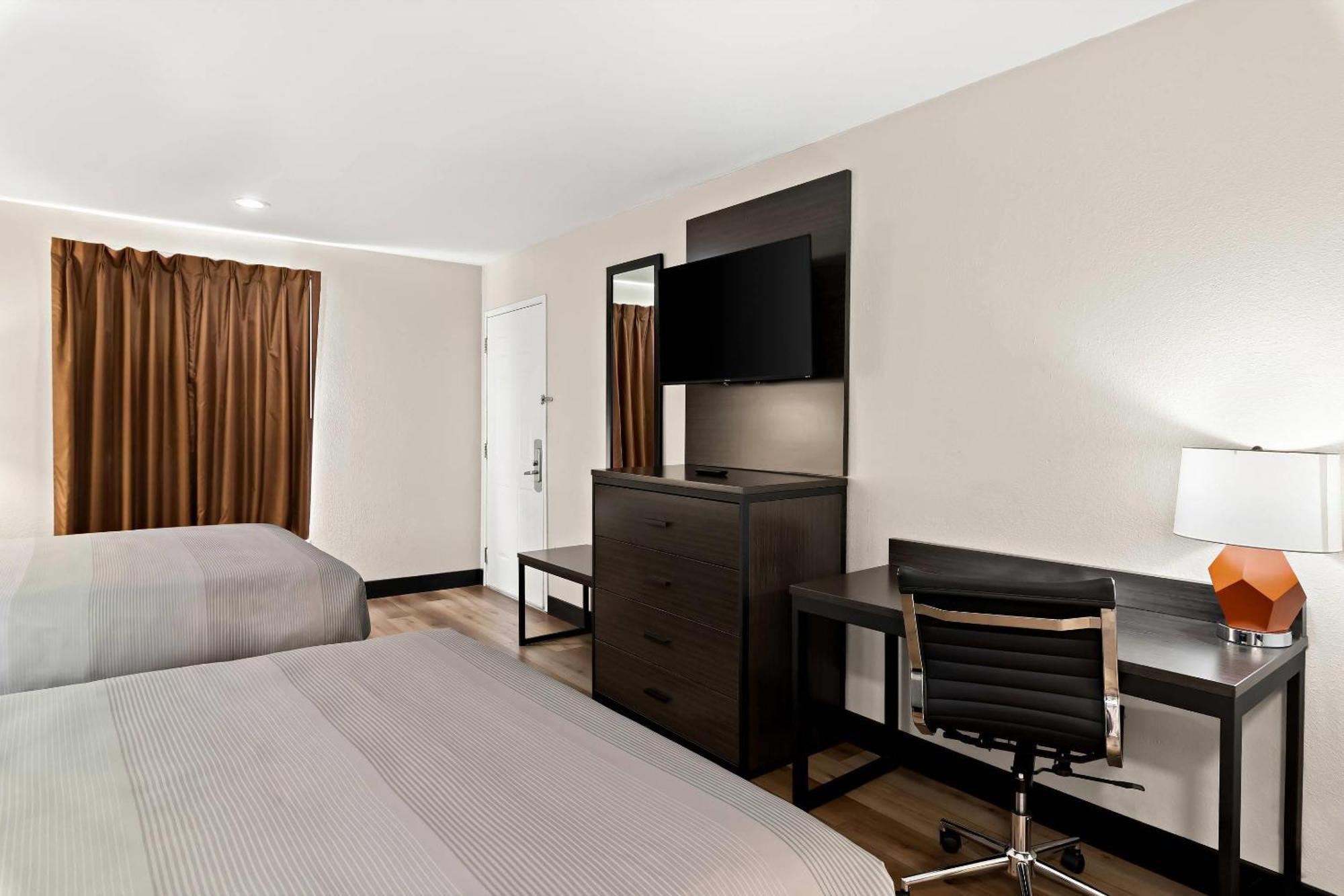Quality Inn & Suites Dumas Екстериор снимка